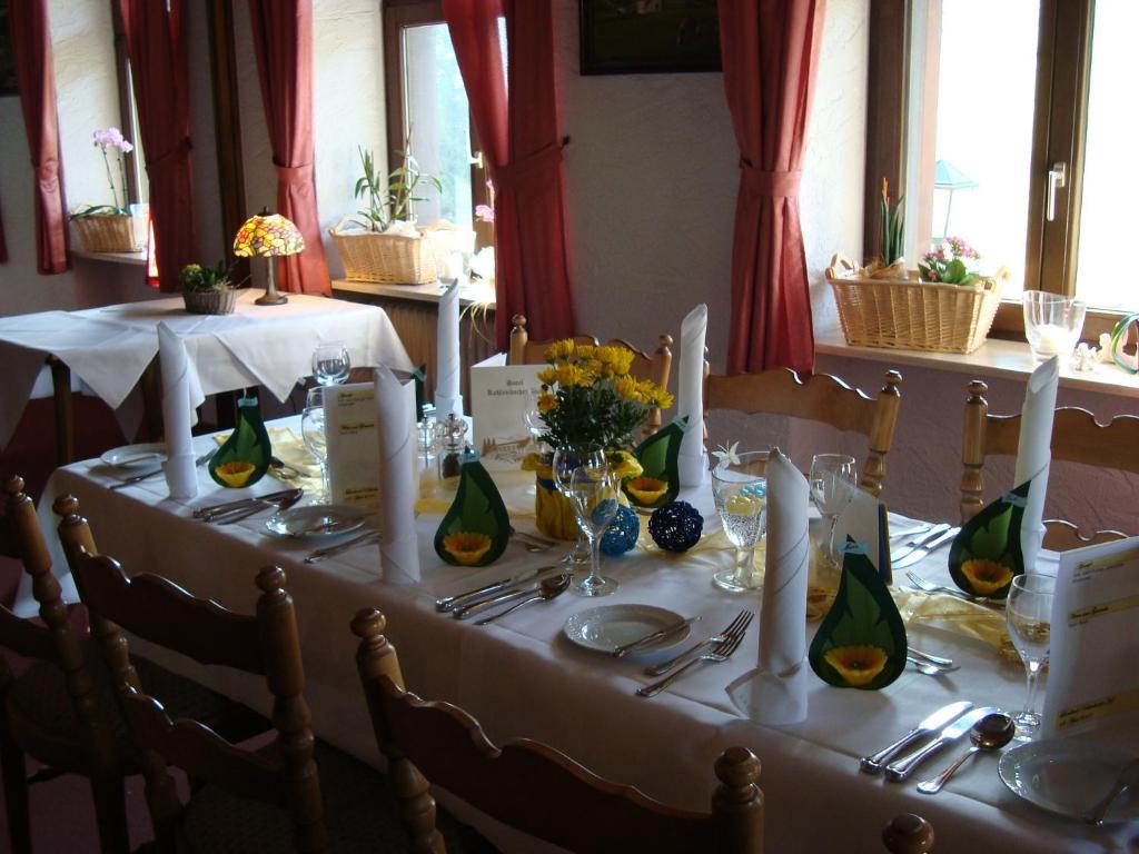 Hotel-Restaurant Kohlenbacher-Hof Kohlenbach 8, 79183 Waldkirch