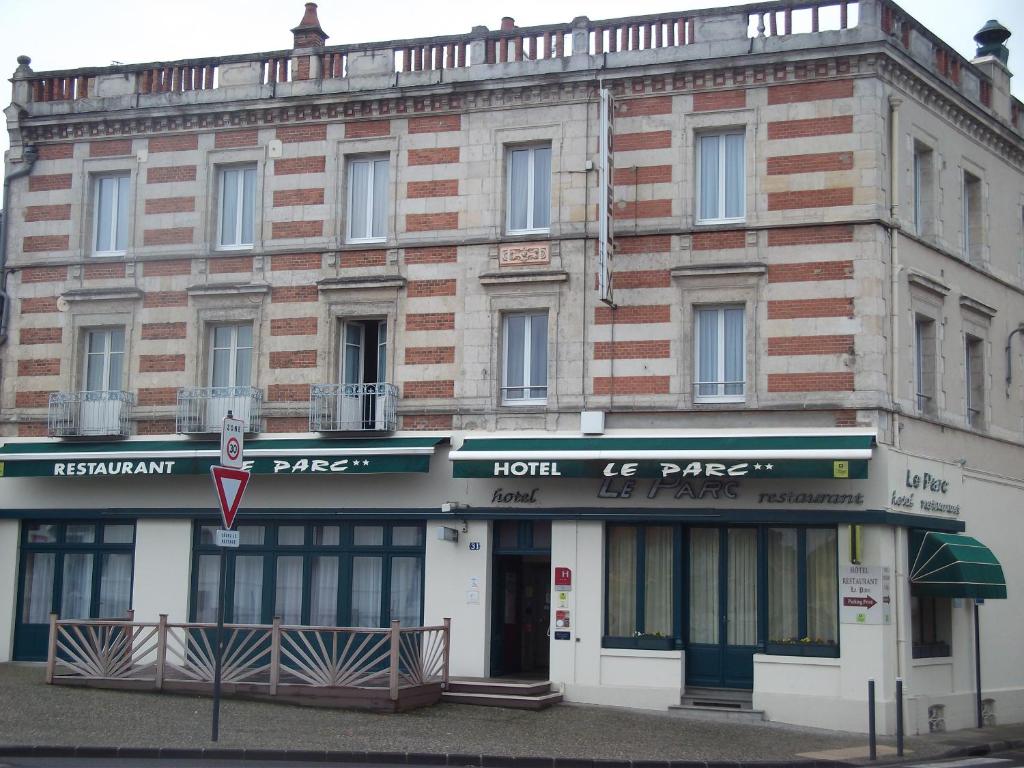 Hotel Restaurant Le Parc 31 avenue du Général Leclerc, 03000 Moulins