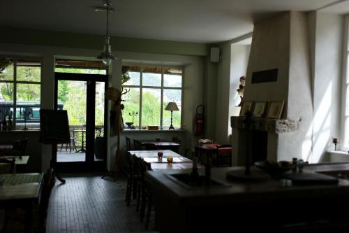 Hôtel-Restaurant Le Parisien