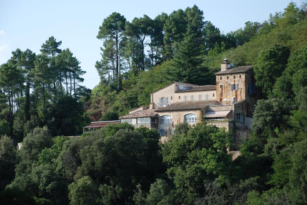 Hôtel & Restaurant Les 3 Barbus Route De Mialet, 30140 Anduze