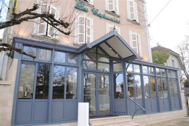 Hôtel Restaurant Les Capucins - Repas Possible 6 Avenue Président Doumer, 89200 Avallon