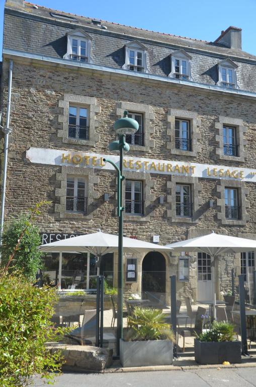 Hotel Restaurant Lesage 3 Place De La Duchesse Anne, 56370 Sarzeau