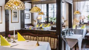 Hôtel Hotel Restaurant Menden Unnaer Landstrasse 2 58708 Menden Rhénanie du Nord - Westphalie