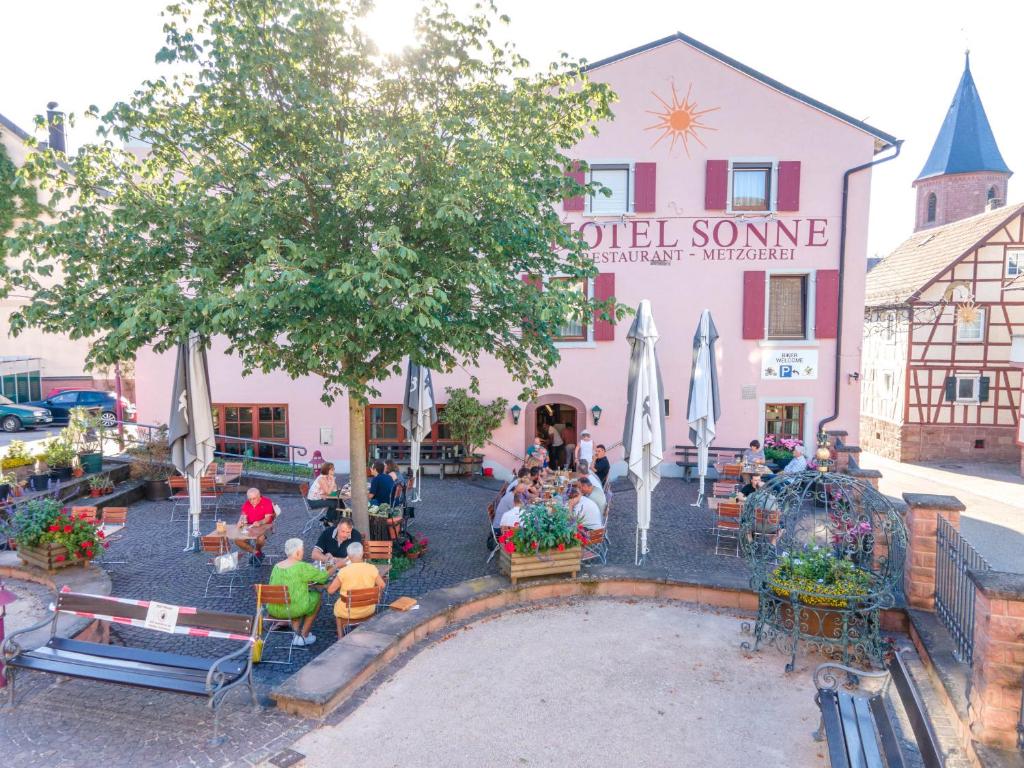 Hôtel Hotel - Restaurant - Metzgerei Sonne Obere Dorfstraße 4 76597 Loffenau