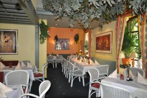Hotel Restaurant \