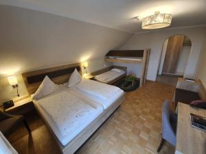 Hôtel Hotel & Restaurant \ Am Obstgarten 1 Zufahrt �ber Gehrenbergstra�e 16 88094 Oberteuringen Bade-Wurtemberg