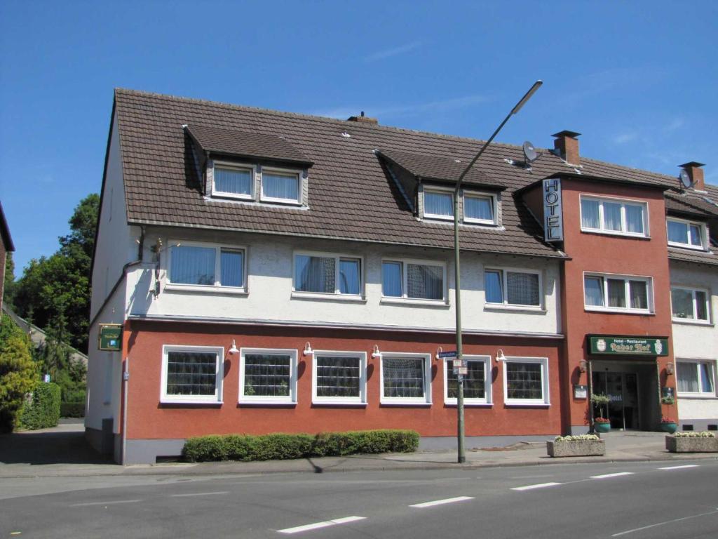 Hotel - Restaurant Reher Hof Alter Reher Weg 13, 58119  Hagen