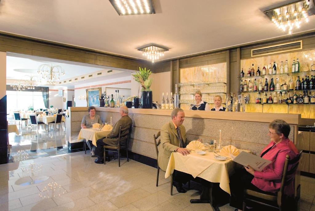 Hôtel Hotel-Restaurant Schünemann Altenberger Str. 109 48565 Steinfurt