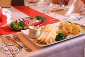 Hôtel Hotel Restaurant Schwörer Ludwig-Kegel-Straße 25 79853 Lenzkirch Bade-Wurtemberg