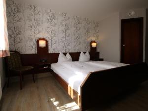 Hôtel Hotel-Restaurant und Gästehaus Löwen Im Deutschen Hof 15 73079 Süßen Bade-Wurtemberg