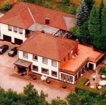 Hotel Restaurant Waldschlössel Ortsstraße 24, 67471 Speyerbrunn