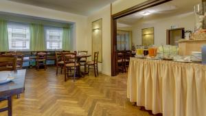 Hôtel Hotel Restaurant Weihenstephaner Stuben Nikolastr. 51 84034 Landshut Bavière