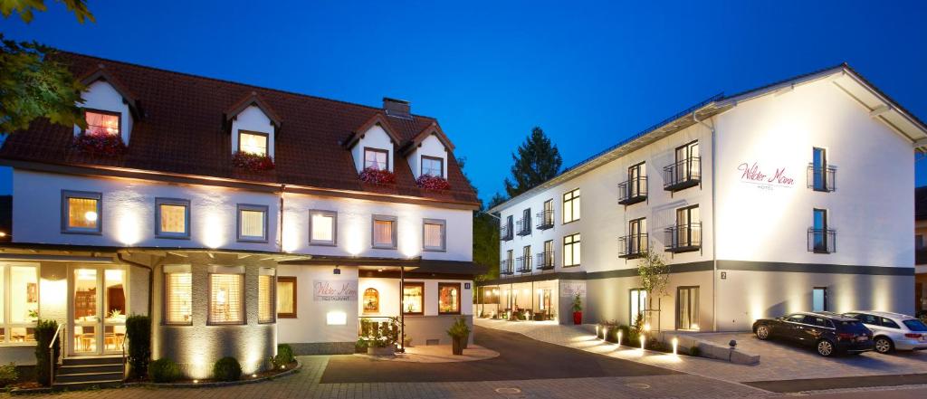 Hôtel Hotel & Restaurant Wilder Mann 2-4  Karlstraße 73433 Aalen