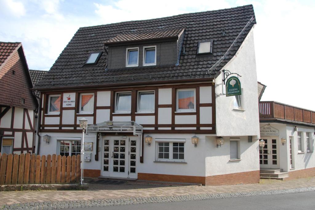 Hotel- Restaurant Zum Kleinen König Hauptstraße 4, 34596 Bad Zwesten