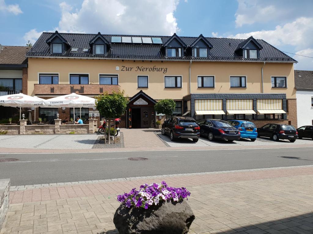 Hôtel Hotel Restaurant Zur Neroburg Haupstr. 29 54570 Neroth