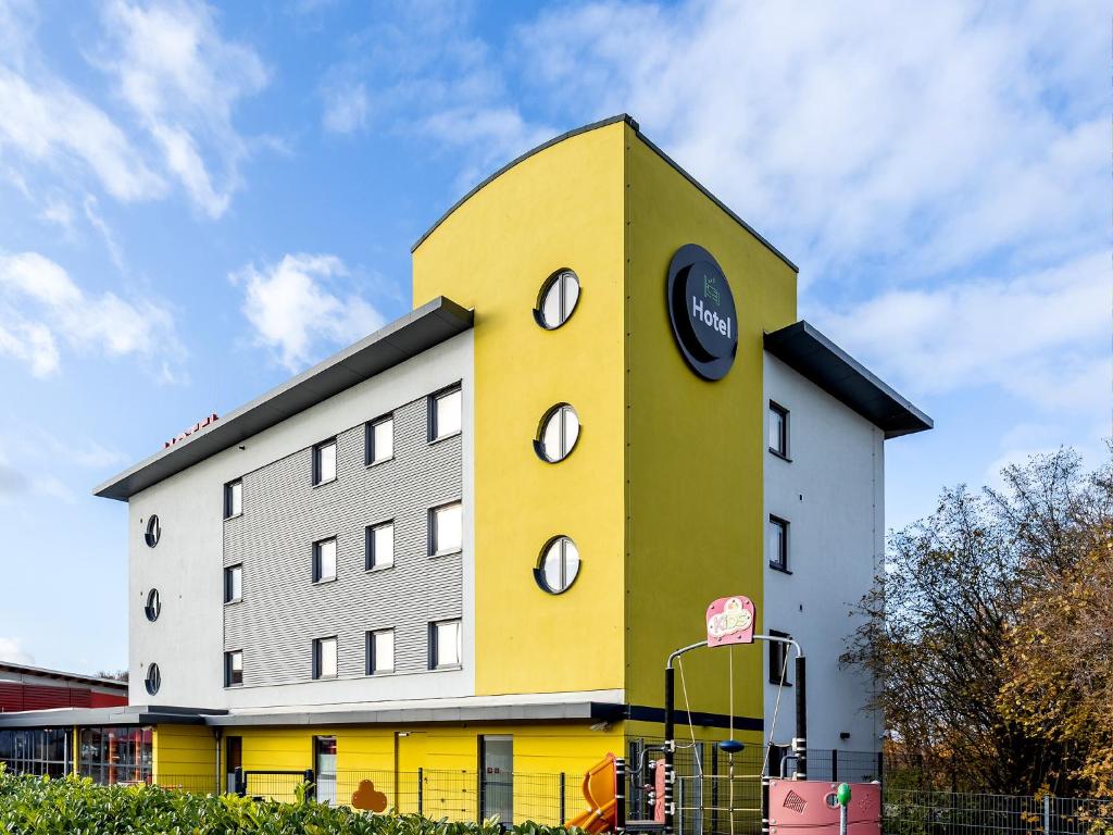 Hotel Rhynern Nord Ostendorfstr. 62, A2 Raststätte Rhynern Nord, Streckenkilometer 397.0, 59069 Rhynern