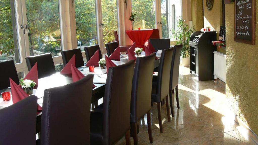 Hotel Rössle Benningerstraße 11, 71691 Freiberg am Neckar