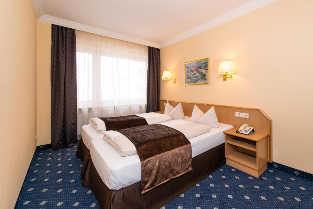 Hotel Royal Schillerstr. 11a, 80336 Munich