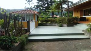 Hôtel Hotel Rural A Quinta Estrada Santo António da Serra nº 398 9100-255 Santo da Serra Madère