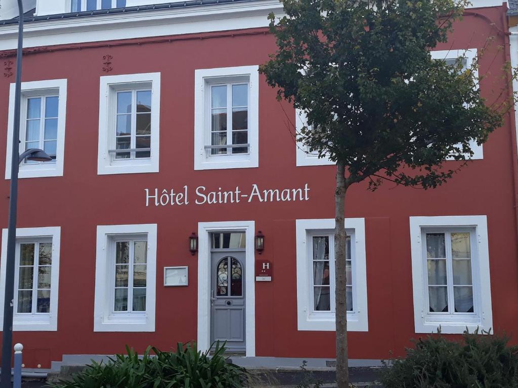 Hôtel Hotel Saint Amant 14 Rue Carnot 56360 Le Palais