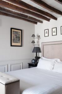 Hôtel Hotel Saint-Louis en L'Isle 75 Rue Saint-Louis en L'ile 75004 Paris Île-de-France