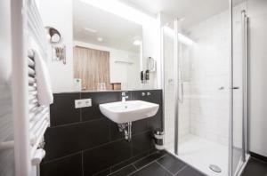 Hôtel Hotel Saxenhof Bahnhofstraße 2 36466 Dermbach Thuringe