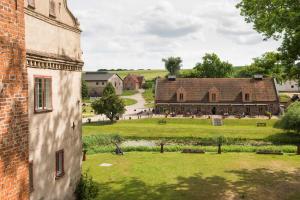 Hôtel Hotel Schloss & Gut Ulrichshusen Seestr. 14 17194 Ulrichshusen Mecklembourg-Poméranie