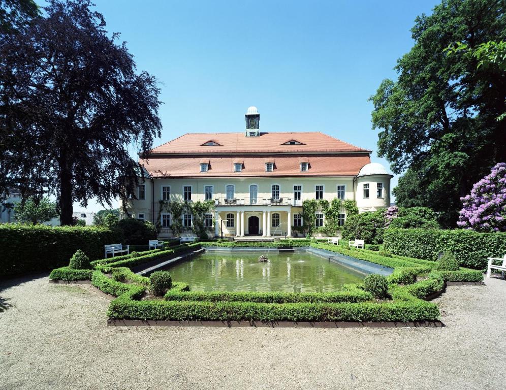 Hôtel Hotel Schloss Schweinsburg Hauptstr. 147-149 08459 Neukirchen-Pleiße