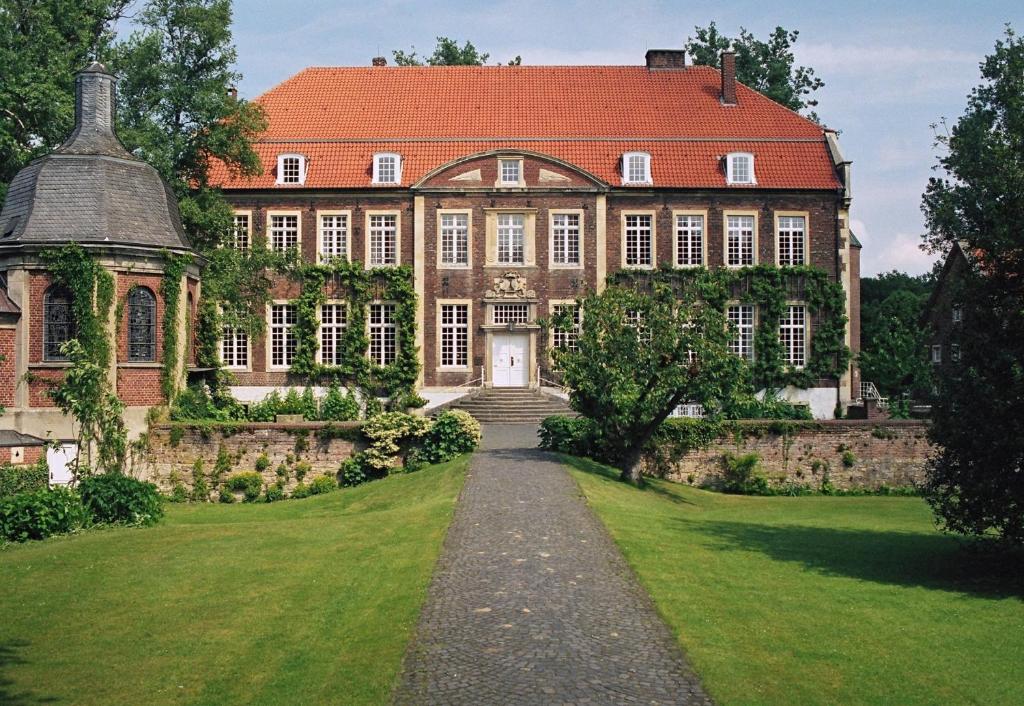 Hôtel Hotel Schloss Wilkinghege Steinfurter Str. 374 48159 Münster