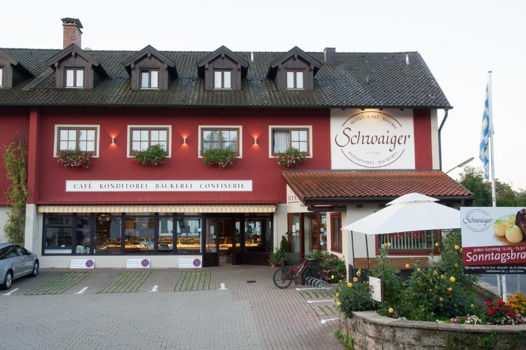 Hotel Schwaiger Feldkirchener Straße 3-5, 85625 Glonn