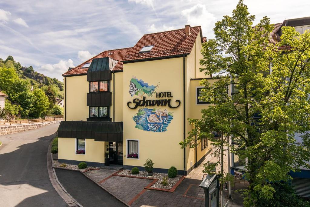 Hôtel Hotel Schwan Am Kurzentrum 6 91278 Pottenstein