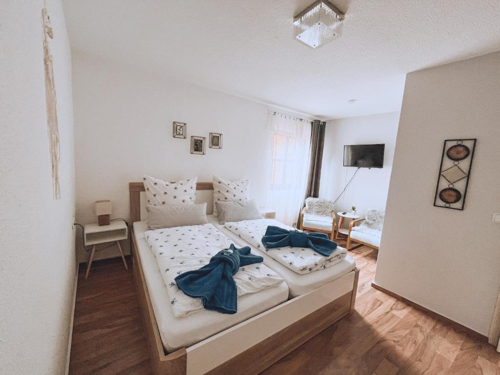 Hotel Schwarzach am Main Schweinfurter Str. 5, 97359 Schwarzach am Main