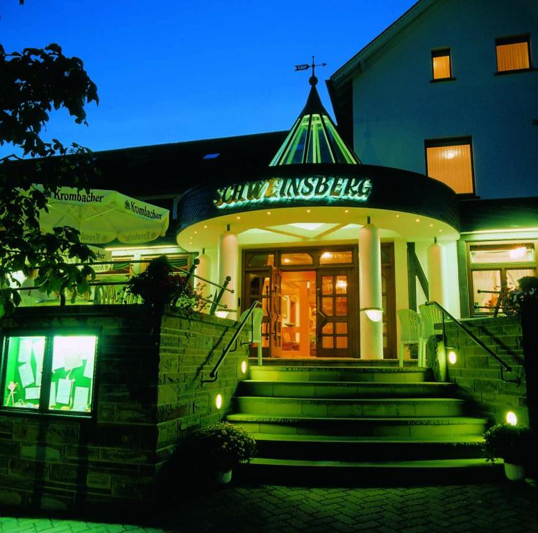 Hôtel Hotel Schweinsberg Fredeburgerstraße 23 57368 Lennestadt