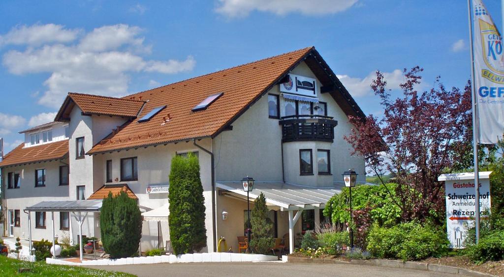 Hôtel Hotel Schweizerhof Bürglestrasse 13 73560 Böbingen an der Rems