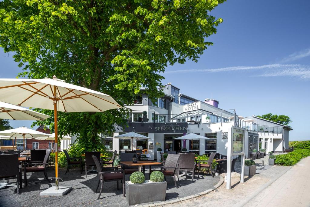 Hôtel Hotel Seezeichen Ahrenshoop Dorfstraße 22 18347 Ahrenshoop