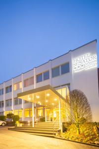 Hôtel Hotel Senator Marina Hafenstr. 28 22880 Wedel Schleswig-Holstein