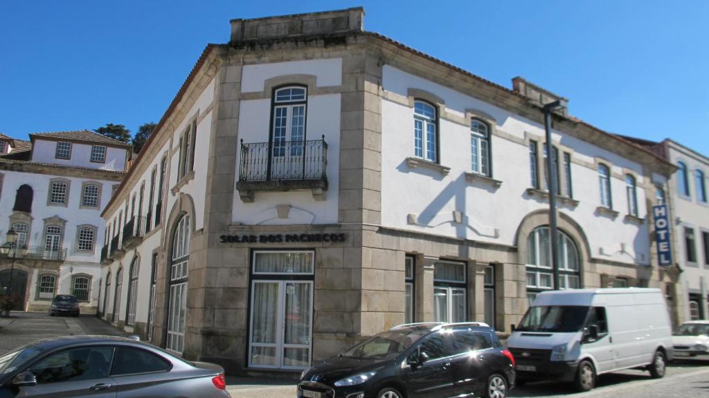 Hotel Solar dos Pachecos Av. Visconde Guedes Teixeira 27, 5100-073 Lamego