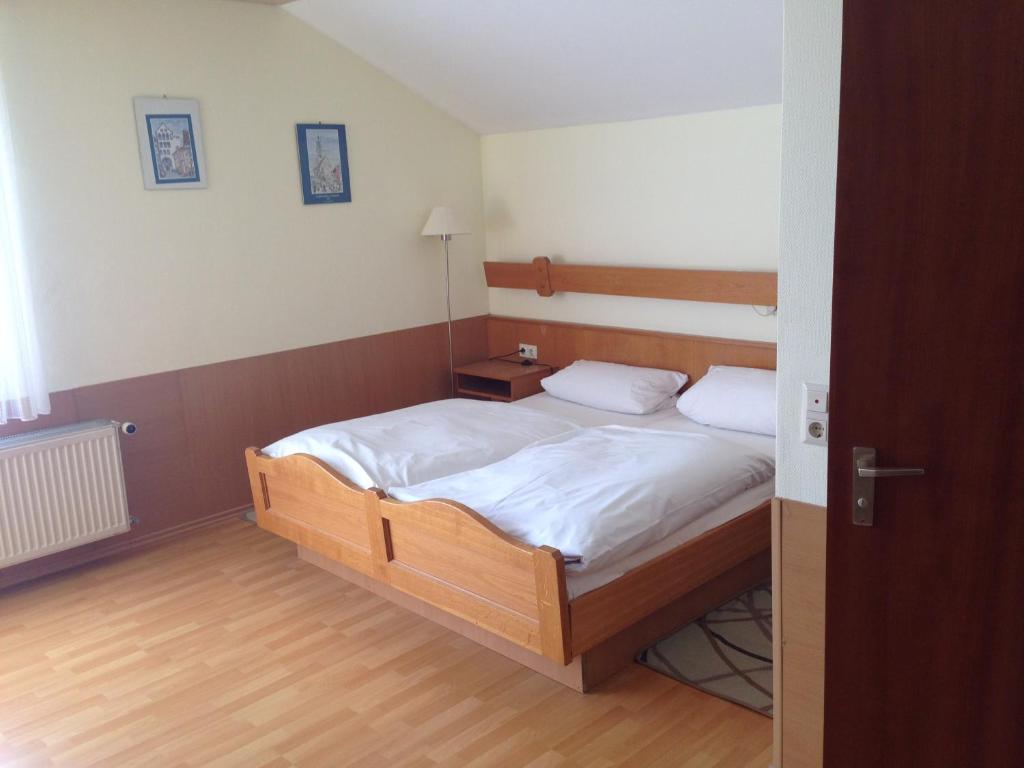 Hotel Sonnenhof Messerschmittstrasse 1, 86470 Thannhausen