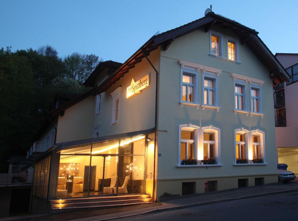 Hôtel Hotel Spitzberg Garni Neuburger Str. 29 94032 Passau