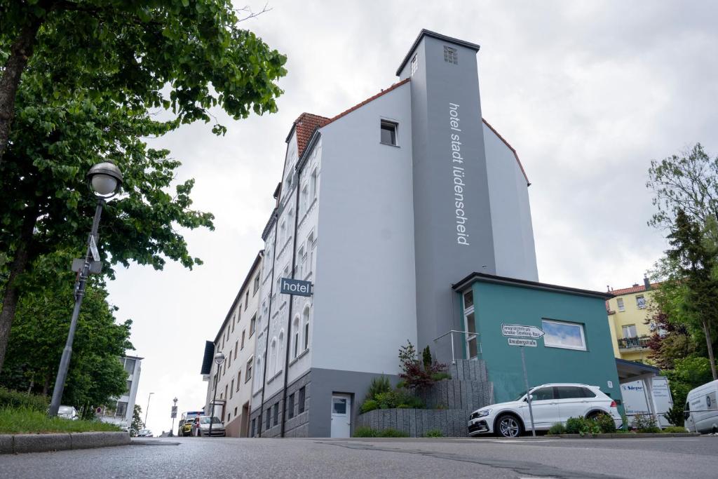 Hôtel Hotel Stadt Lüdenscheid Honseler Strasse 7 58511 Lüdenscheid