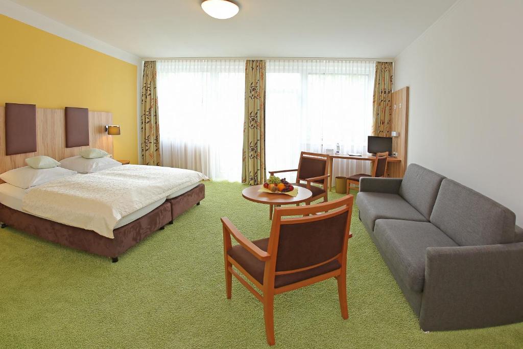 Hotel Stadt Pasing Blumenauer Str. 131, 81241 Munich