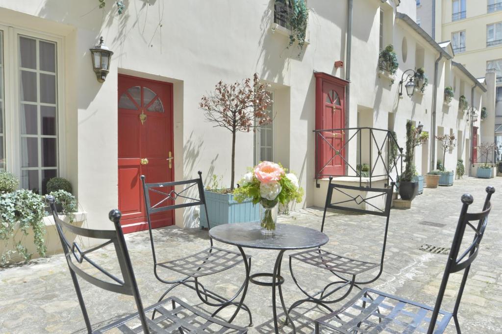 Hotel Suites Unic Renoir Saint-Germain 56 bis, rue du Montparnasse, 75014 Paris