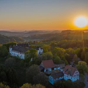 Hôtel Hotel & Tagungszentrum Schloss Hohenfels Schloss Hohenfels 1 78355 Hohenfels Bade-Wurtemberg