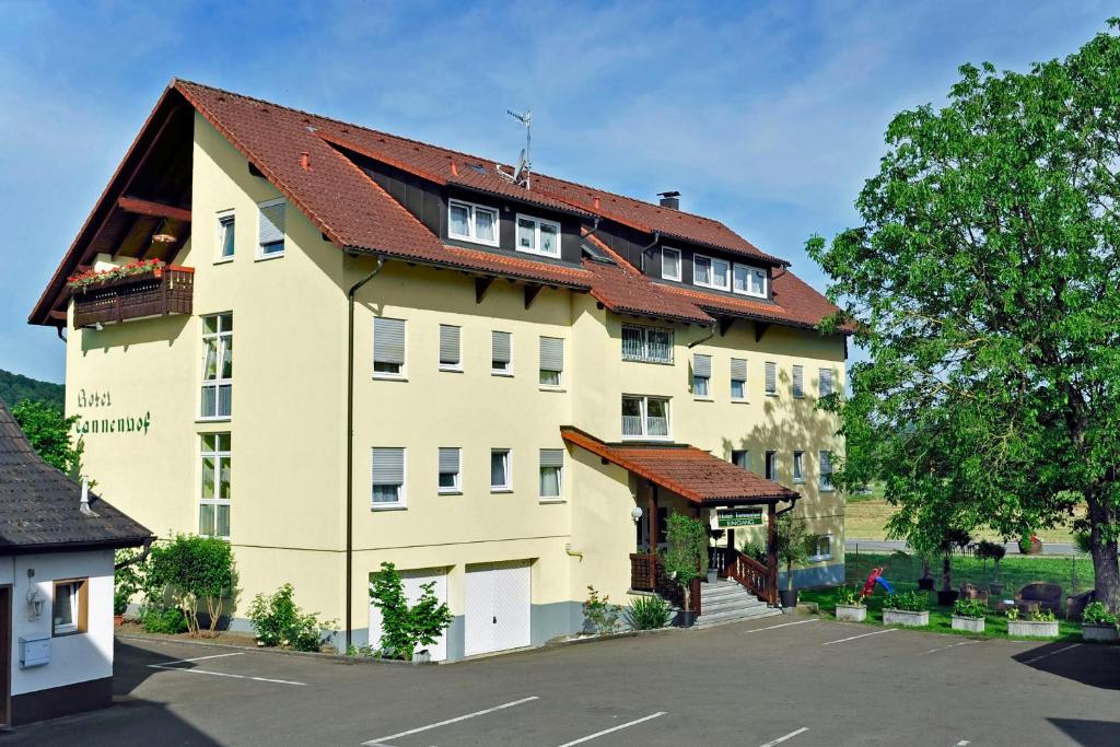 Hôtel Hotel Tannenhof Friedrichstr. 9/1 79585 Steinen