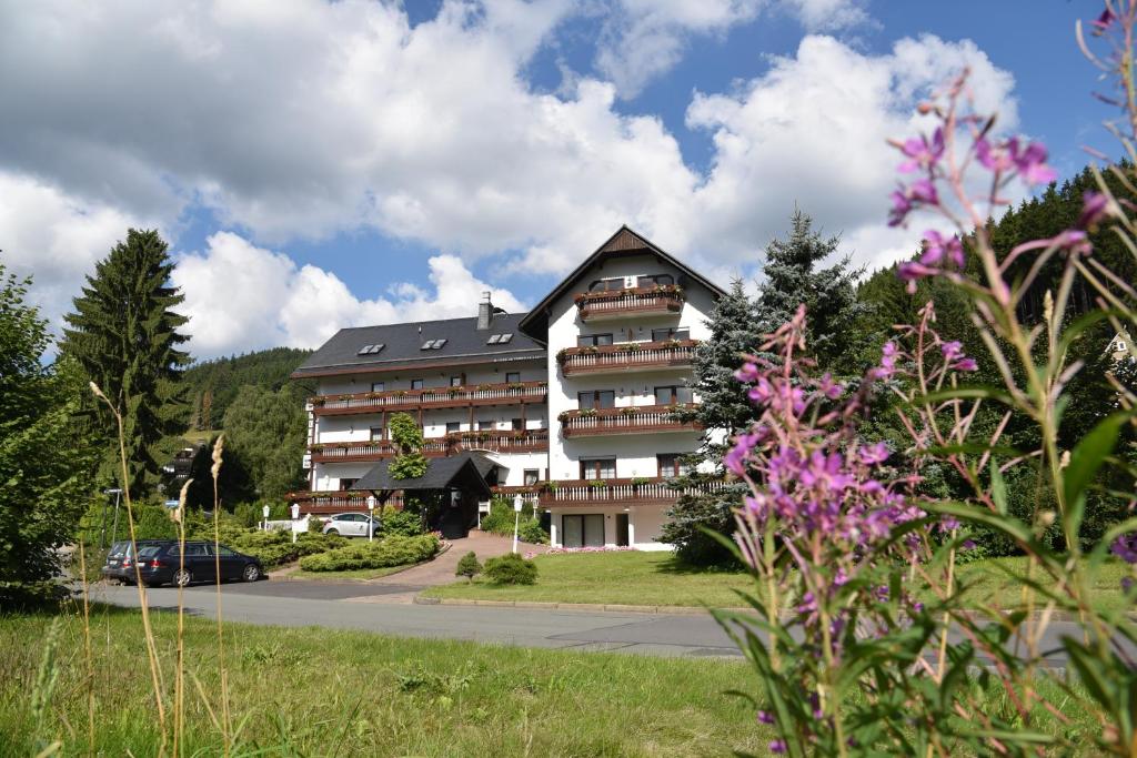 Hotel Thüringer Wald Schmucker Strasse 112, 98693 Ilmenau