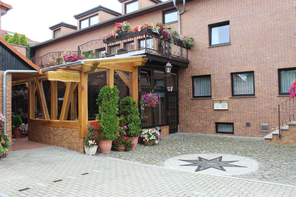 Hotel und Pension Am Burchardikloster Röderhofer Straße 15, 38820 Halberstadt