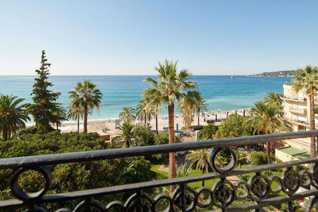 Hôtel Hôtel Vacances Bleues Royal Westminster 1510 Promenade Du Soleil 06500 Menton