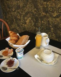 Hotel Val De Saone Lyon Caluire Rillieux