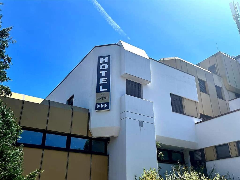 Hotel Vi Vintage S-Weilimdorf Krötenweg 3, 70499 Stuttgart-Weilimdorf