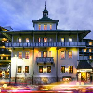 Hôtel Hotel Vier Jahreszeiten Maximilianstraße 20 83471 Berchtesgaden Bavière